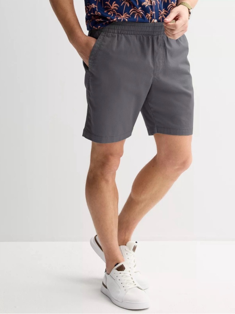 NWT Sonoma Men’s Shorts Size XL Gray Elastic Waist Casual Lightweight Comfort